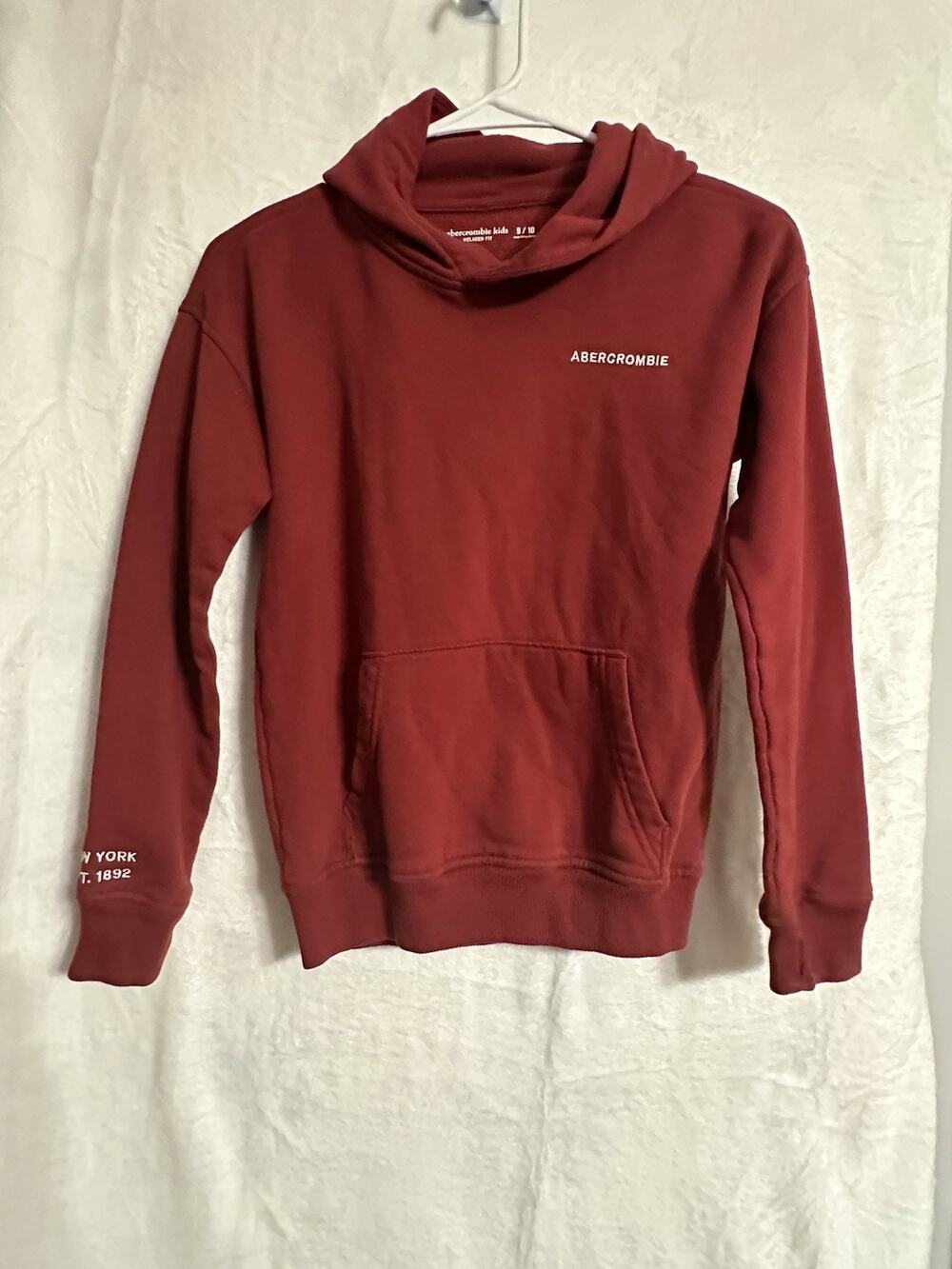 Kids 9/10 Abercrombie & Fitch burgundy hoodie